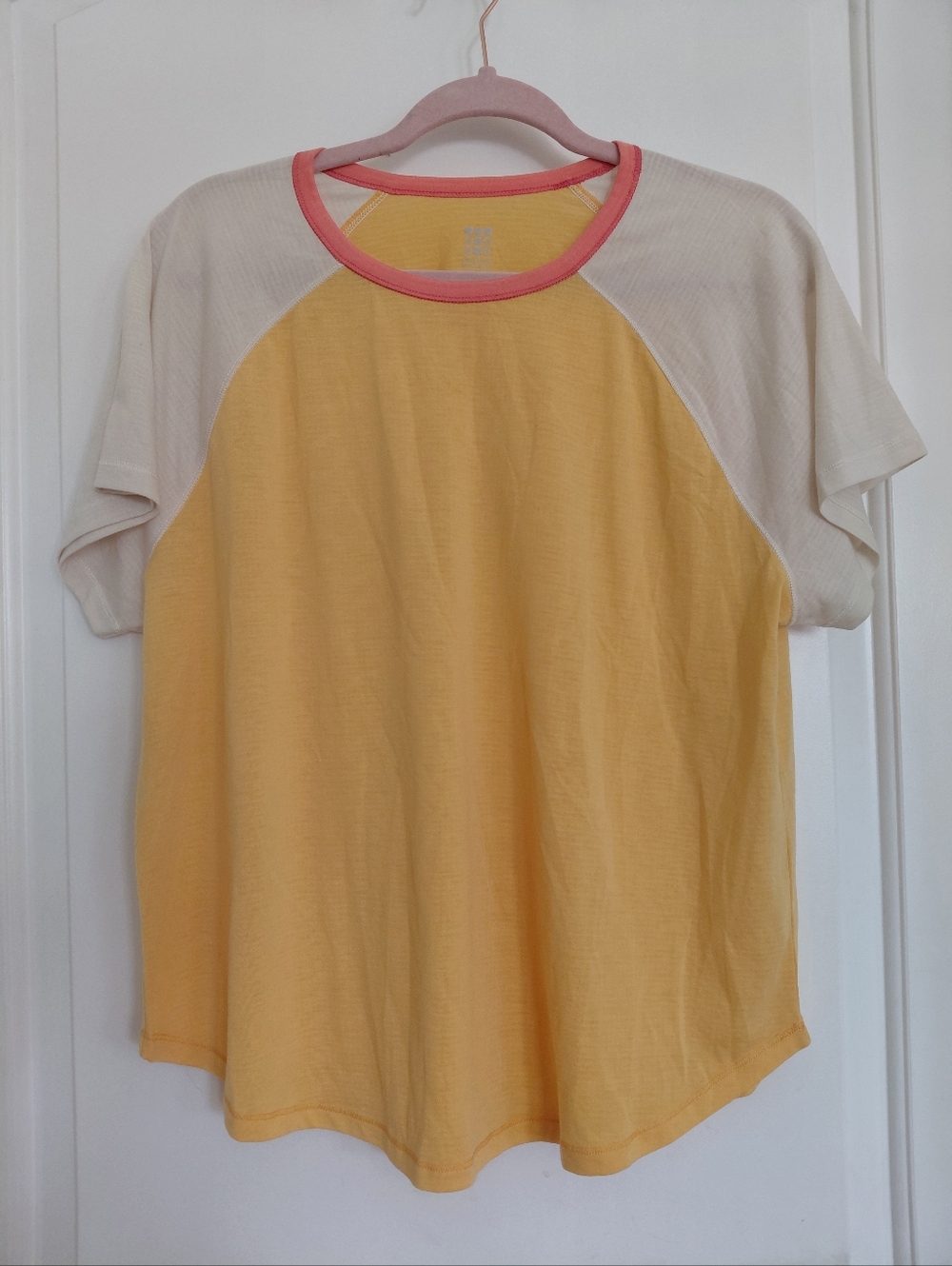 Title Nine Notton Raglan Short Sleeve Ringer Tee T-Shirt Yellow Size XL